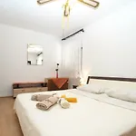 1123 فودنيان