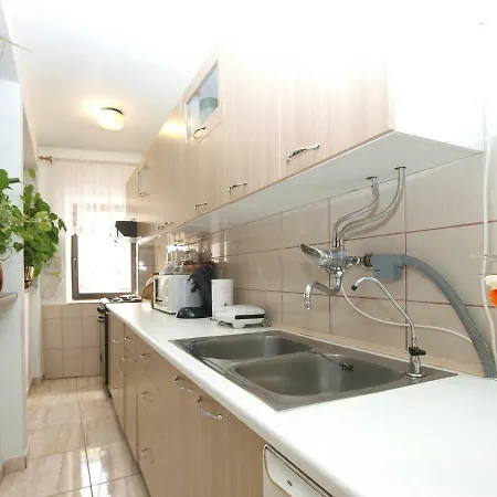 Apartment 1123 *