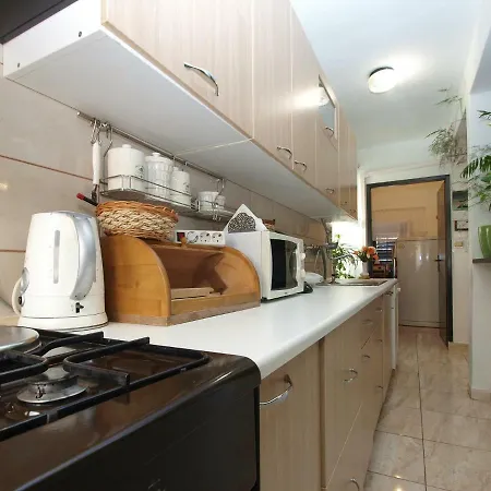 Apartment 1123 *