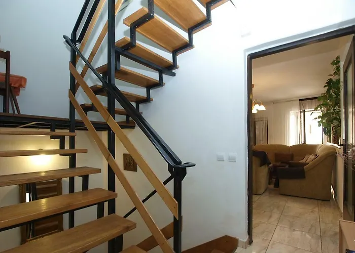 Apartment 1123 *